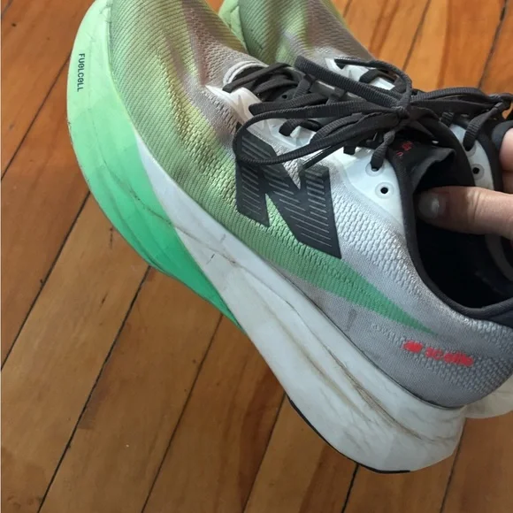 New Balance FuelCell SuperComp elite v5 running shoes - Picture 2 of 6